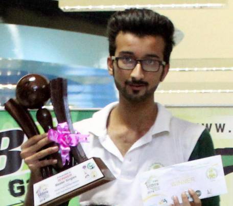 ahmer-wins-open-bowling-title-1433148734-9868-1