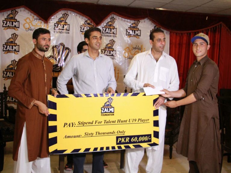 پشاور زلمی کی جانب سے ٹیلنٹ ہنٹ پلئیرز کے لیے فی کس ساٹھ ہزار انعام